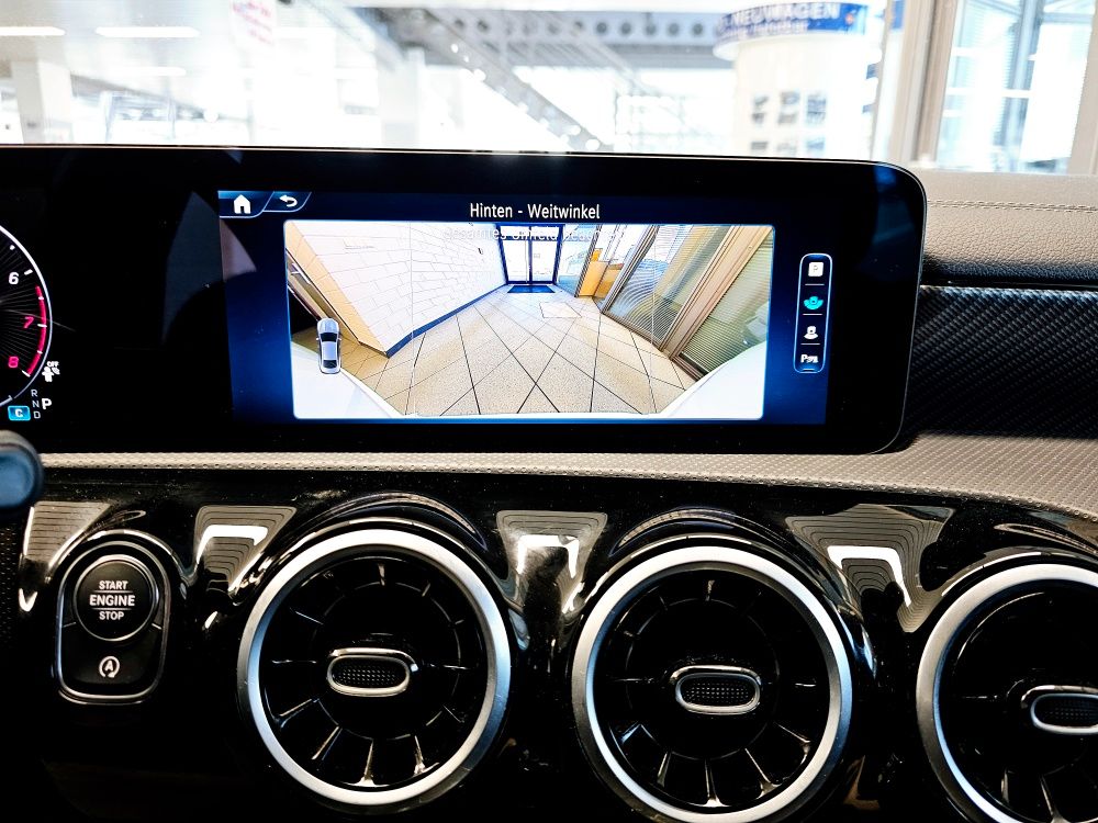 Mercedes-Benz CLA 180 2024