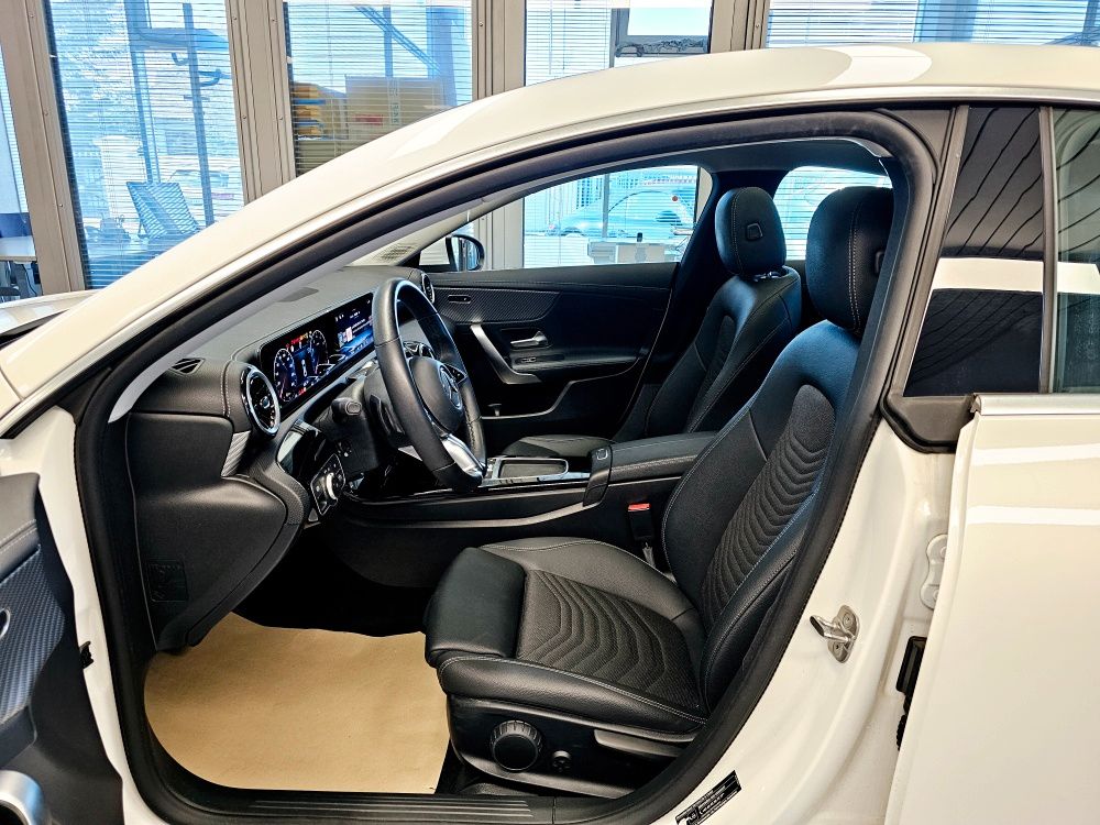 Mercedes-Benz CLA 180 2024