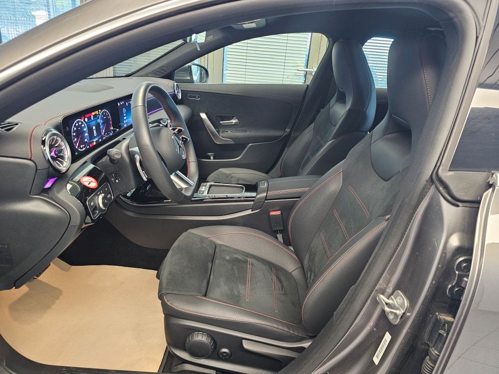 Mercedes-Benz CLA 200 2024