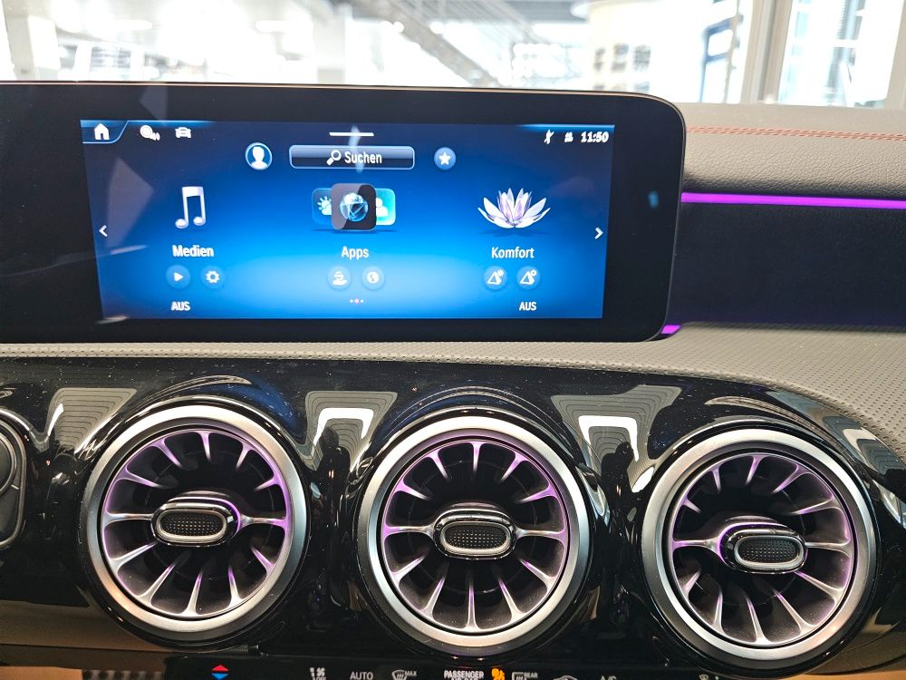 Mercedes-Benz CLA 200 2024