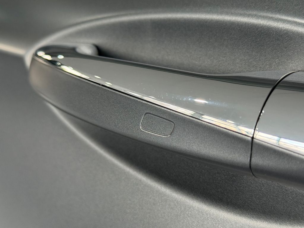 Mercedes-Benz E 300 2023