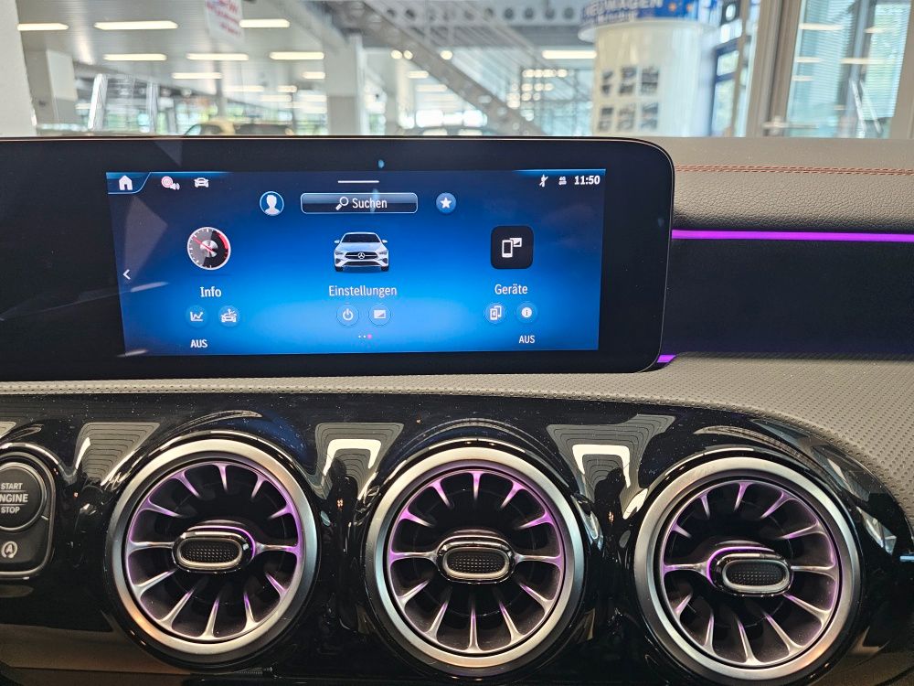 Mercedes-Benz CLA 200 2024