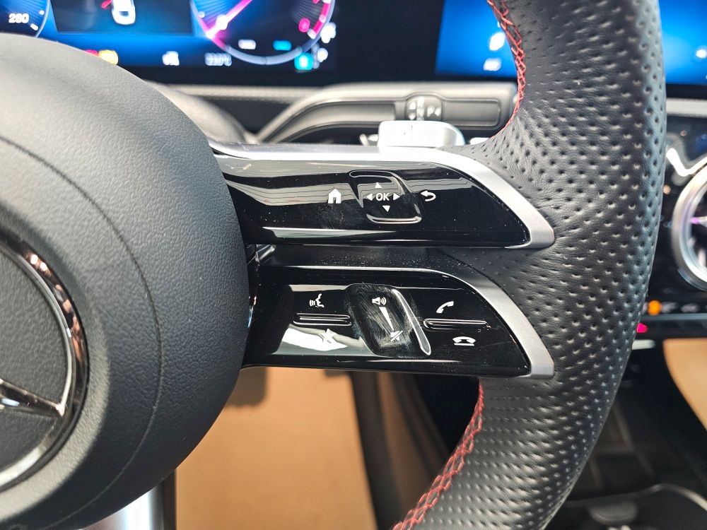 Mercedes-Benz CLA 200 2024