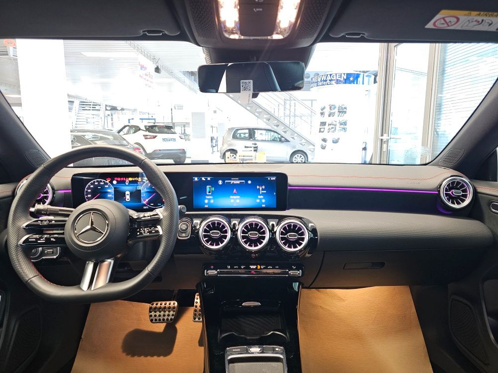 Mercedes-Benz CLA 200 2024