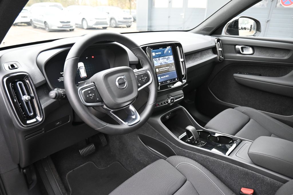 Volvo XC40 2023