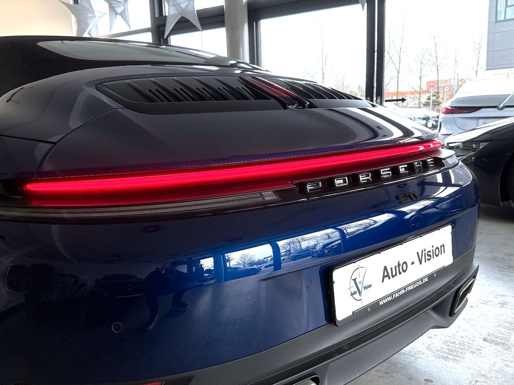 Porsche 992 2025