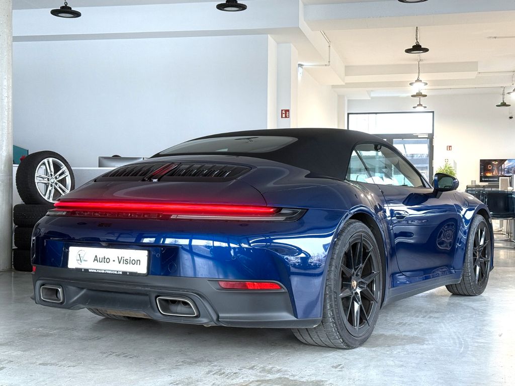 Porsche 992 2025