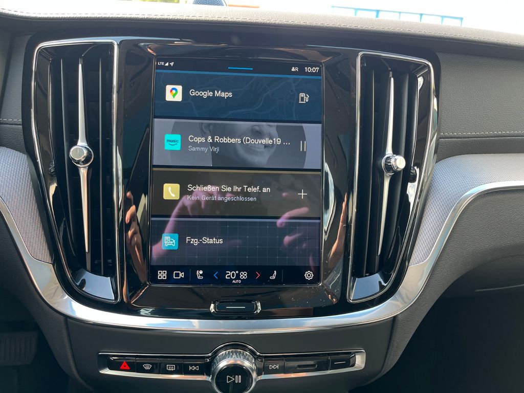 Volvo V60 Cross Country 2024