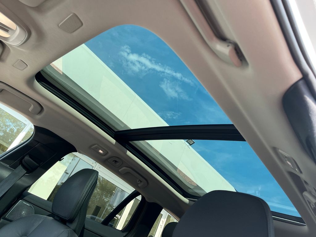 Volvo V60 Cross Country 2024