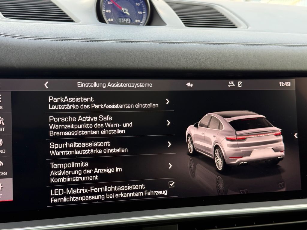 Porsche Cayenne 2021