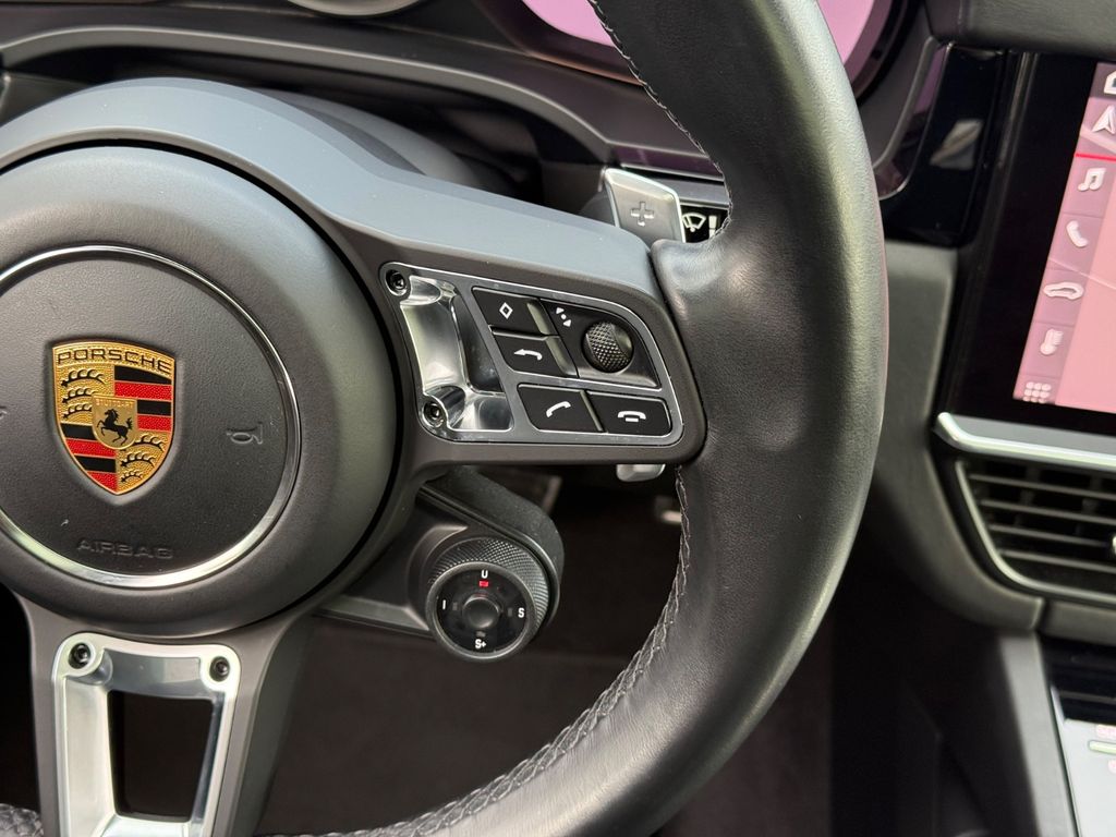 Porsche Cayenne 2021