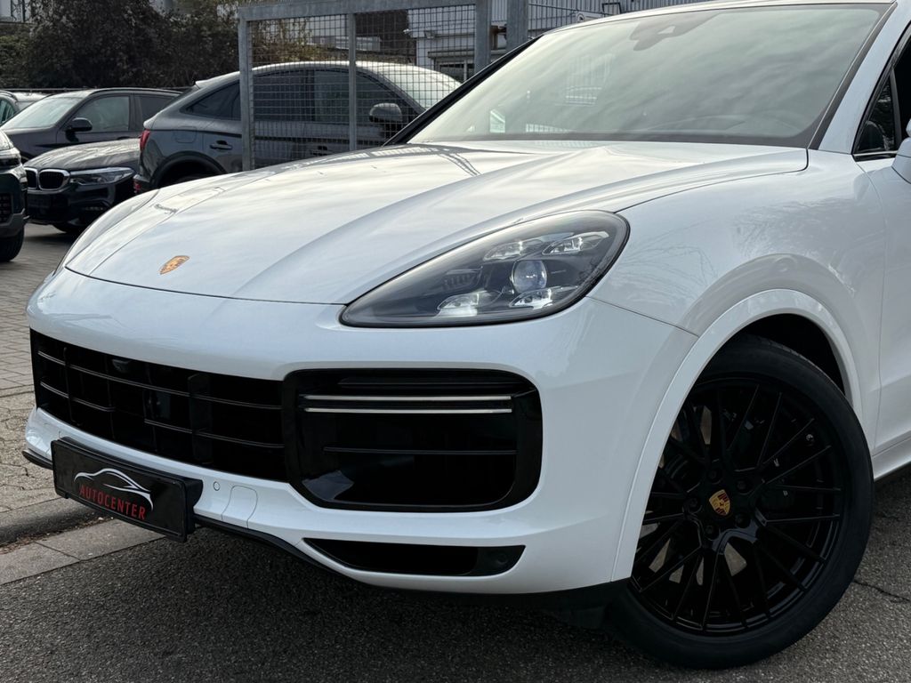 Porsche Cayenne 2021