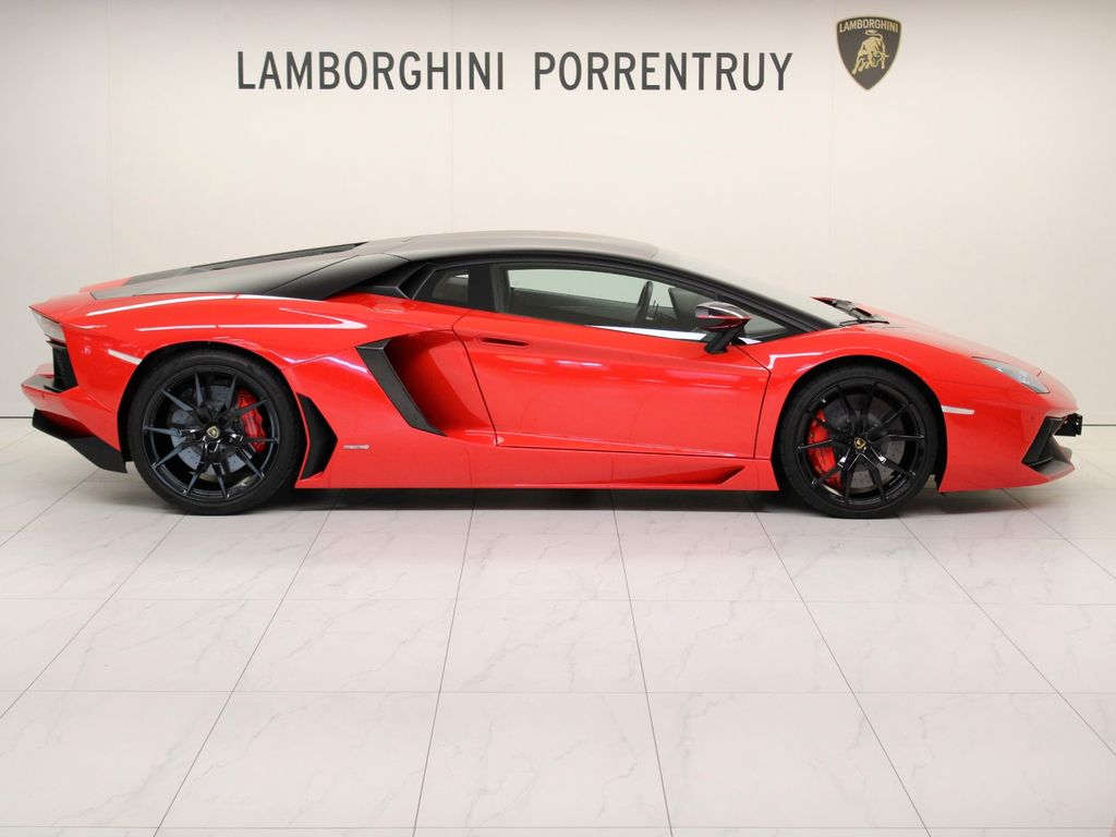 Lamborghini Aventador 2016