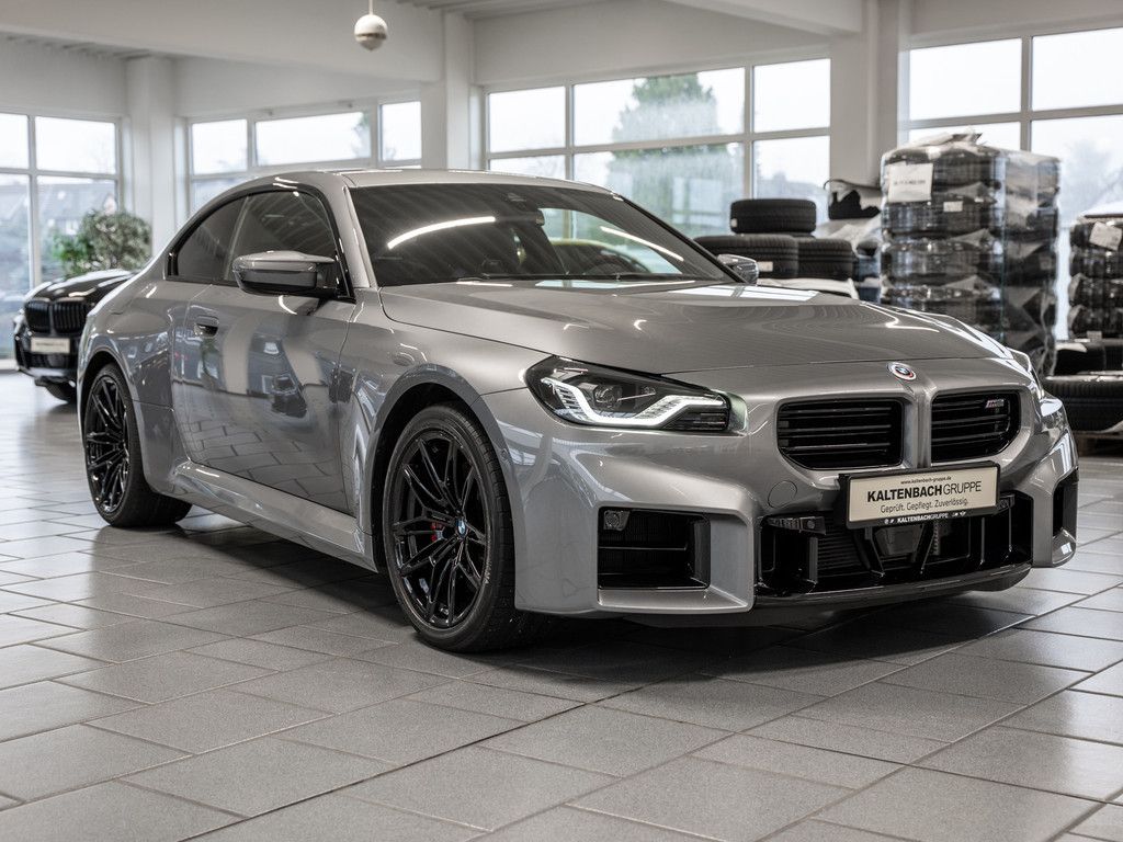 BMW M2 2025