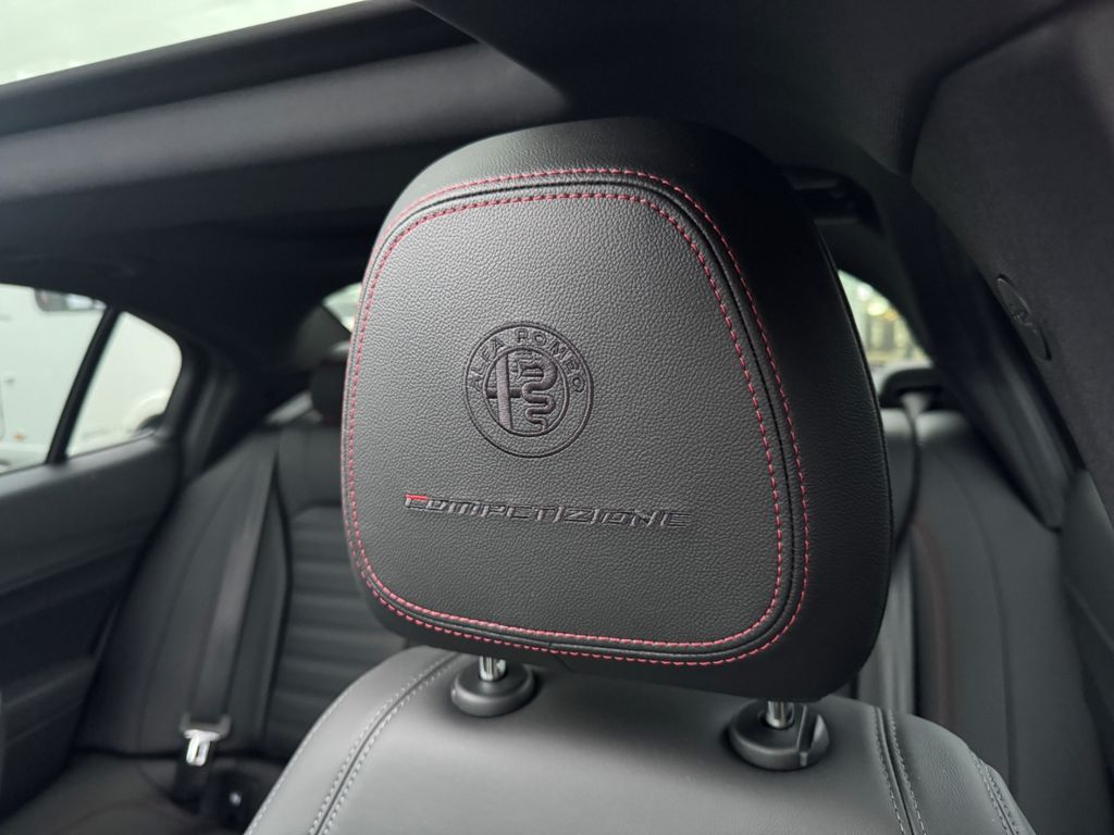 Alfa Romeo Giulia 2023