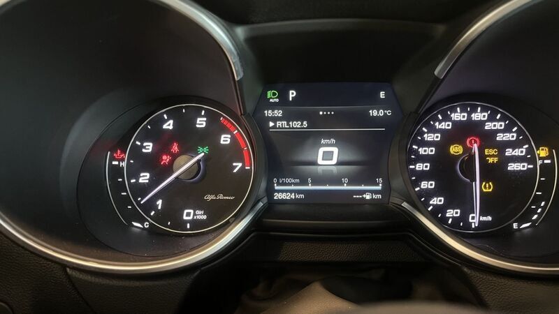 Alfa Romeo Stelvio 2017