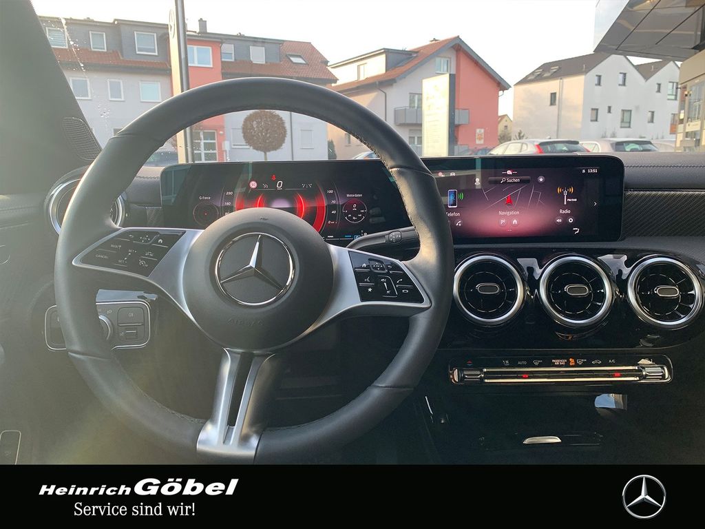Mercedes-Benz CLA 180 2025