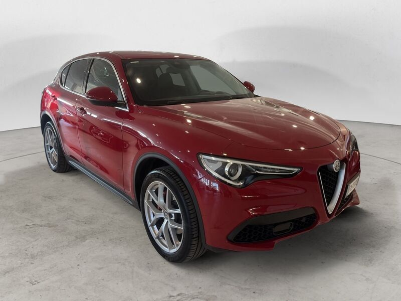 Alfa Romeo Stelvio 2017