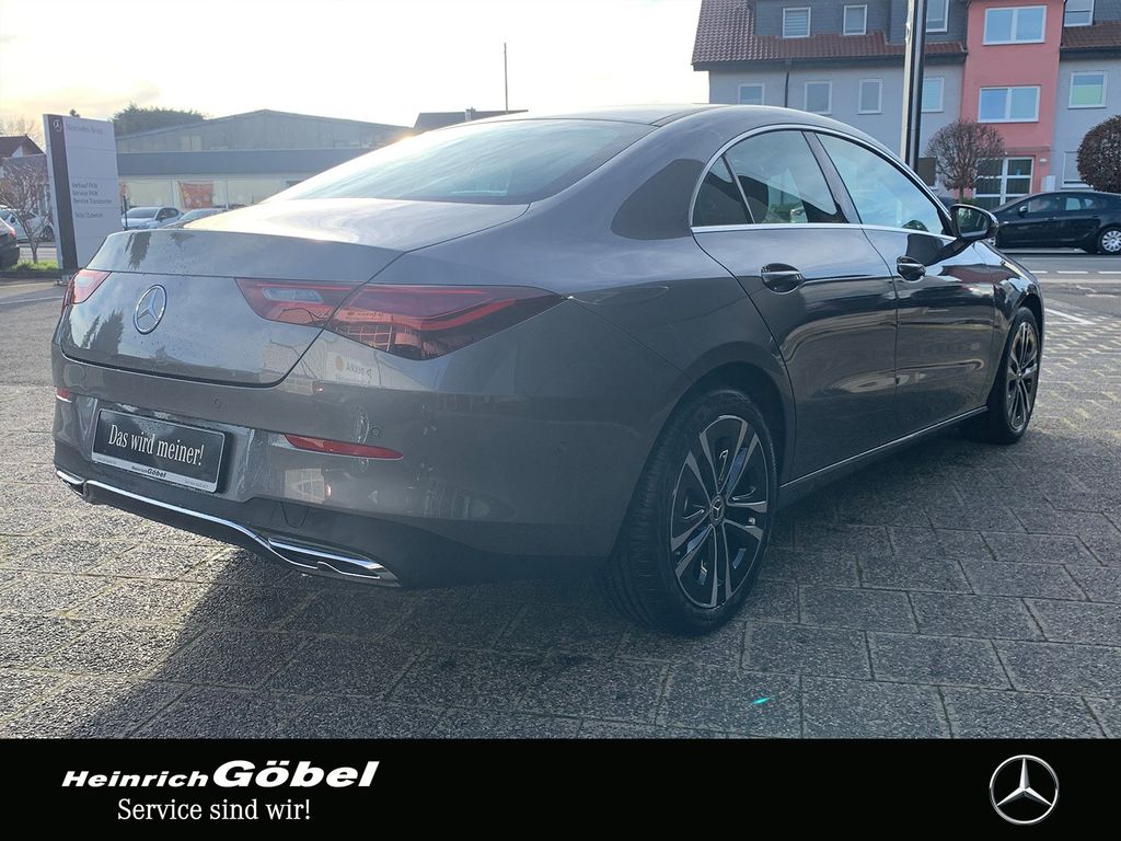 Mercedes-Benz CLA 180 2025