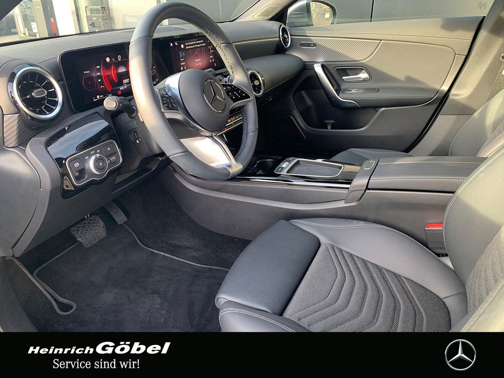 Mercedes-Benz CLA 180 2025