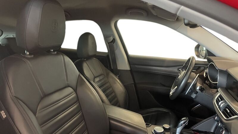 Alfa Romeo Stelvio 2017