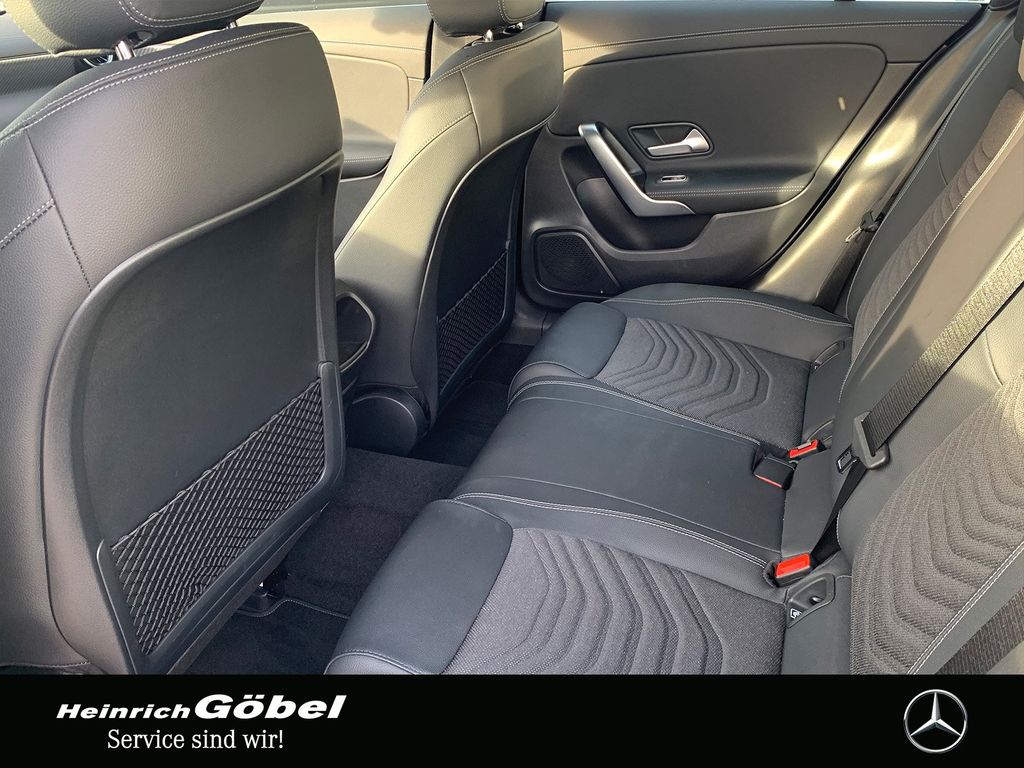 Mercedes-Benz CLA 180 2025