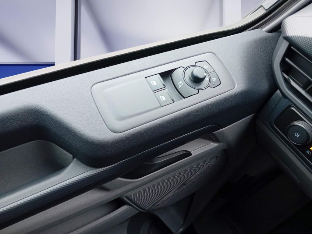 Ford Transit Custom 2025