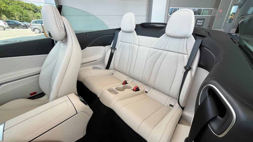 Mercedes-Benz CLE 450