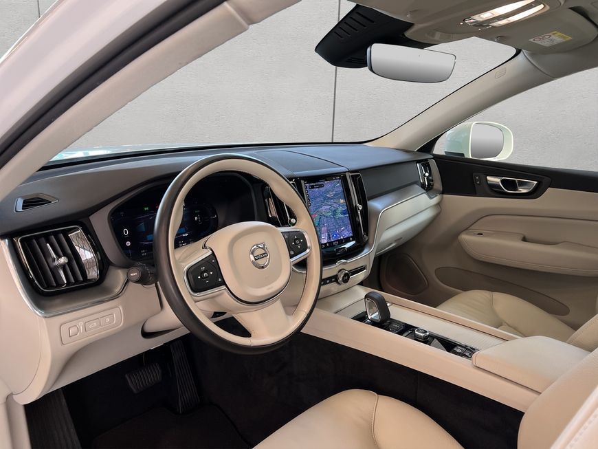Volvo XC60 2022