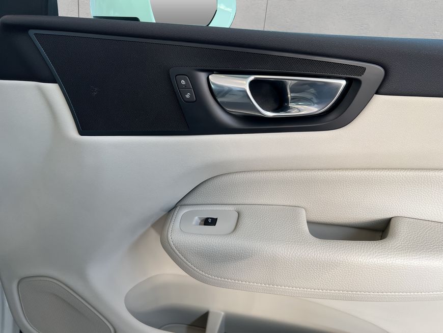 Volvo XC60 2022