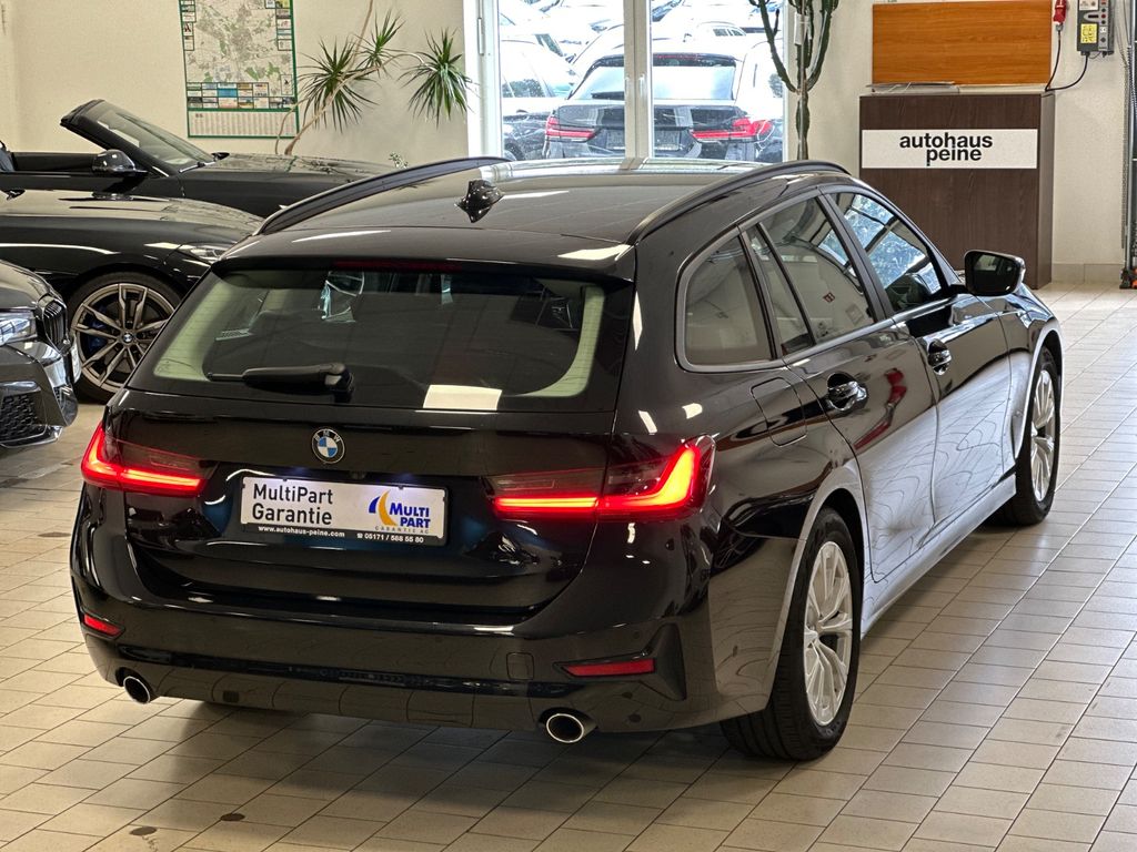 BMW 318 2022