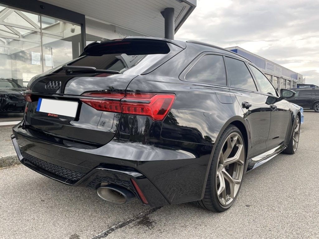 Audi RS6 2024