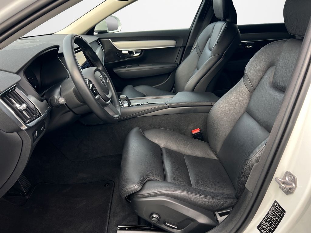 Volvo V90 2021