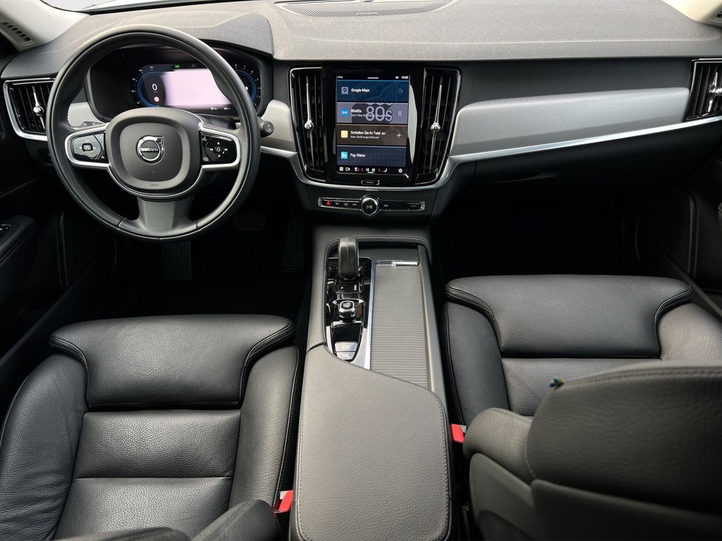 Volvo V90 2021