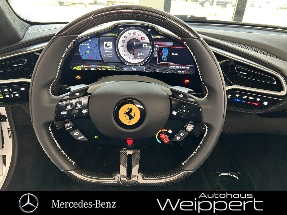 Ferrari 296 GTS 2025