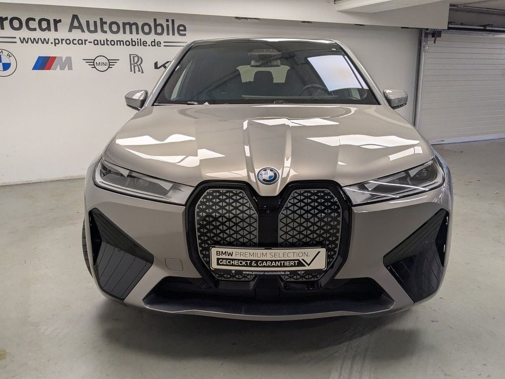 BMW iX 2022