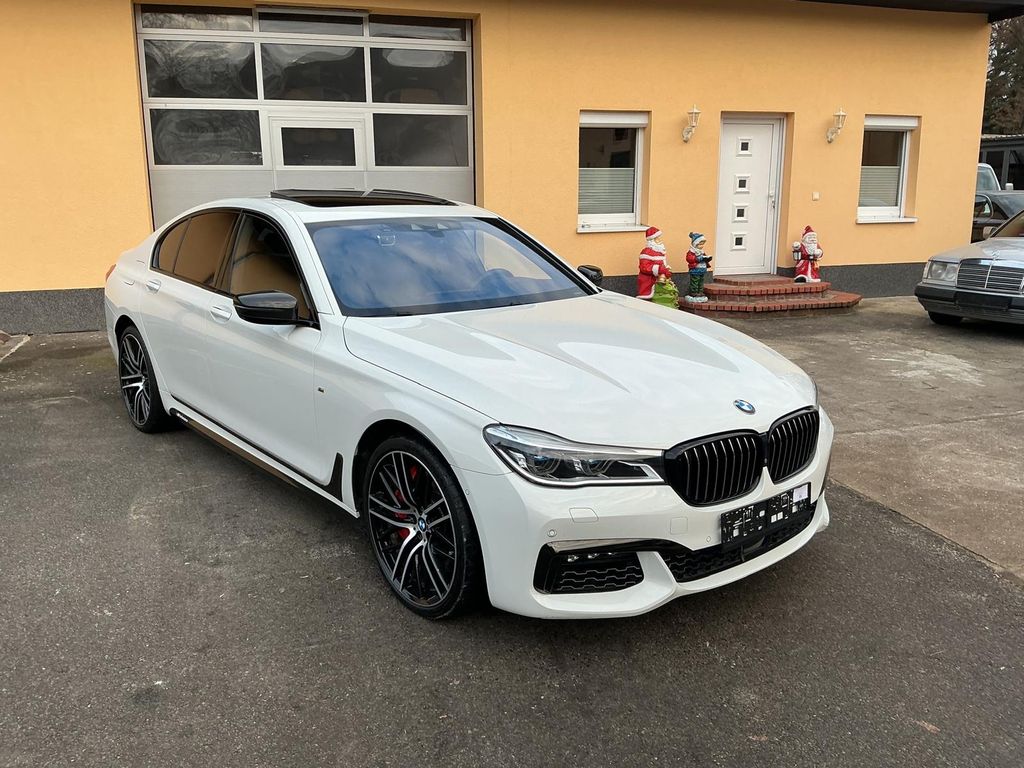 BMW 750 2018