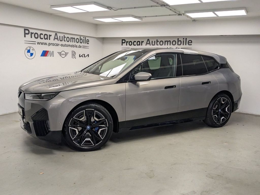 BMW iX 2022
