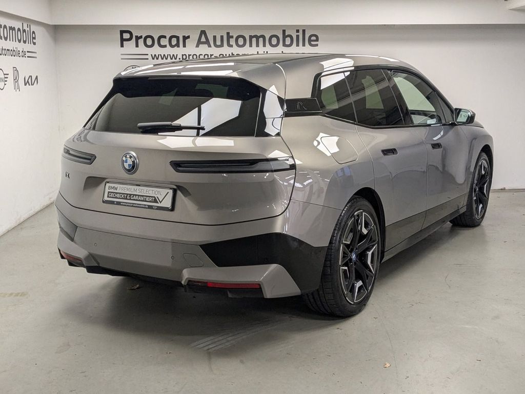 BMW iX 2022