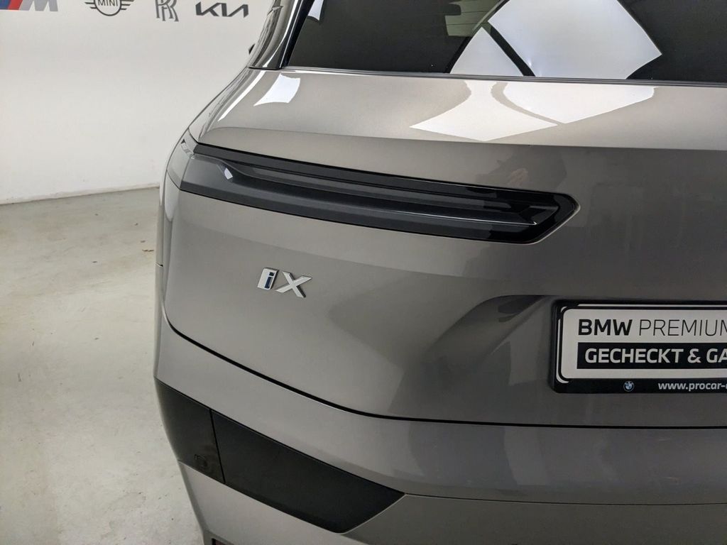 BMW iX 2022