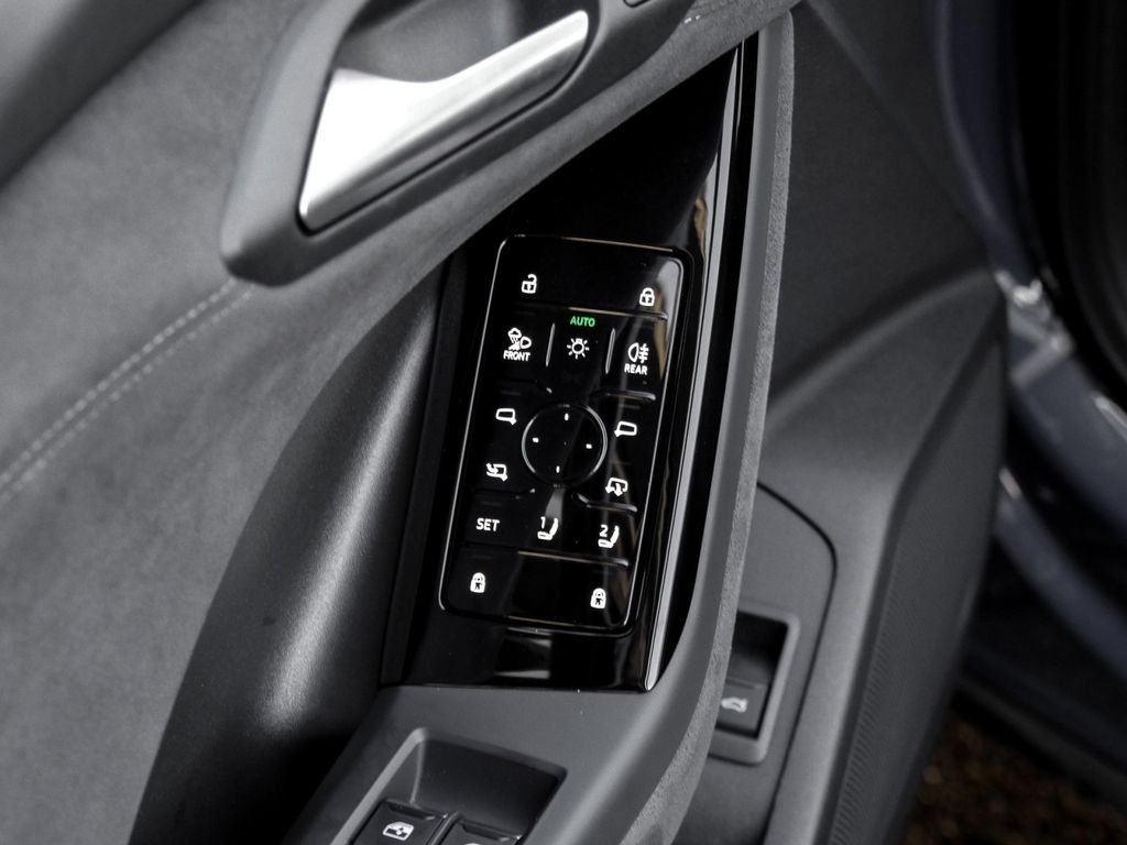 Audi SQ6 e-tron 2024