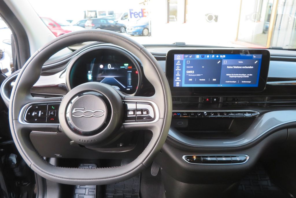 Fiat 500e 2023