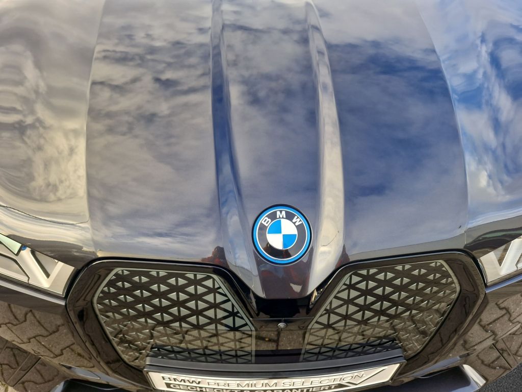 BMW iX 2023