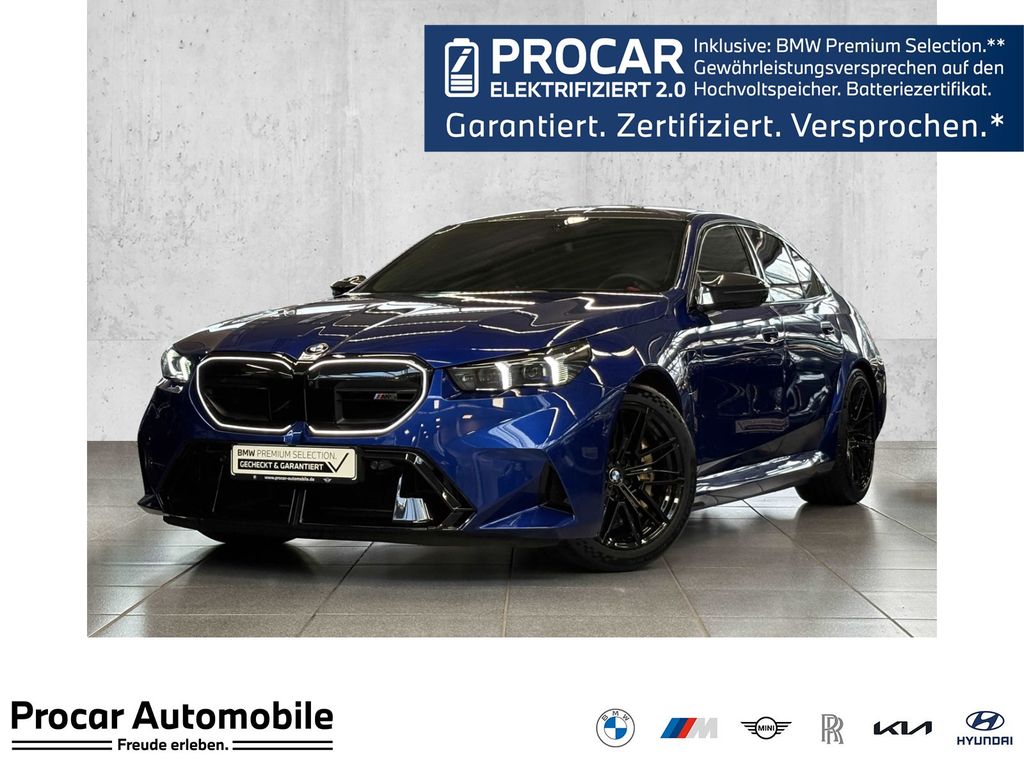 BMW M5 2024