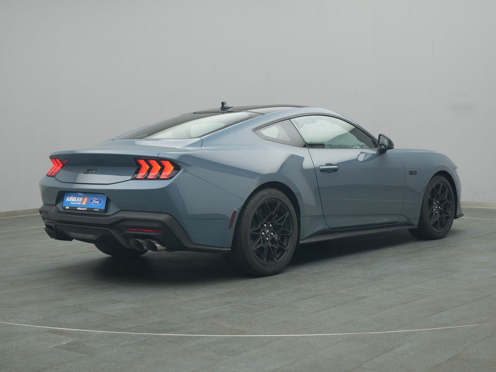 Ford Mustang 2025