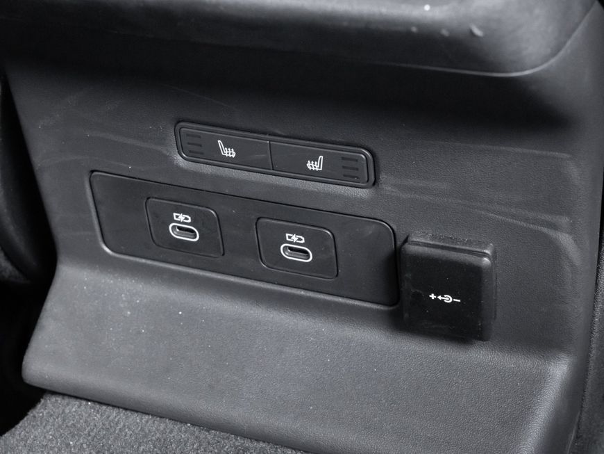 Land Rover Range Rover Velar 2024