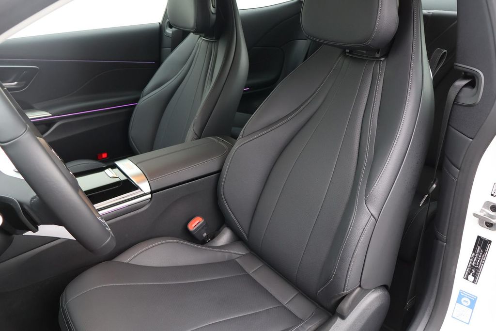 Mercedes-Benz CLE 200 2024