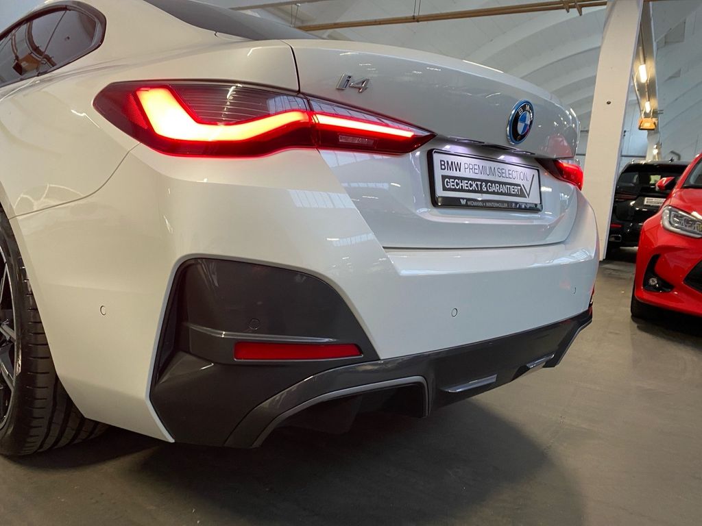 BMW i4 2023