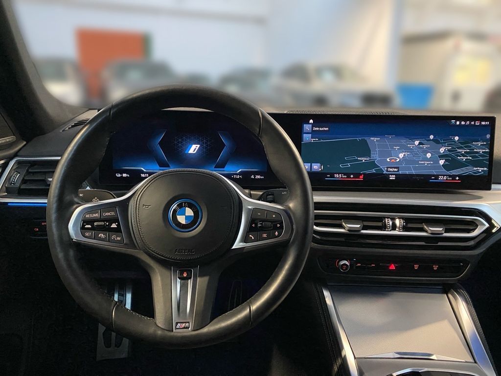 BMW i4 2023