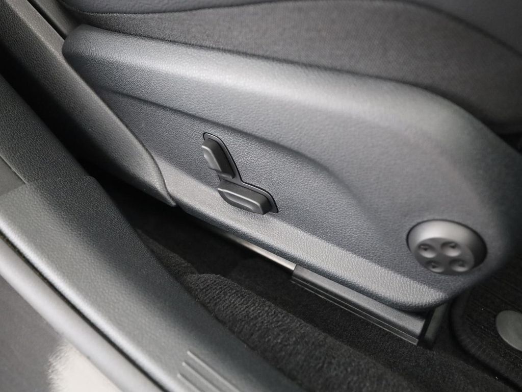 Mercedes-Benz E 300 2020
